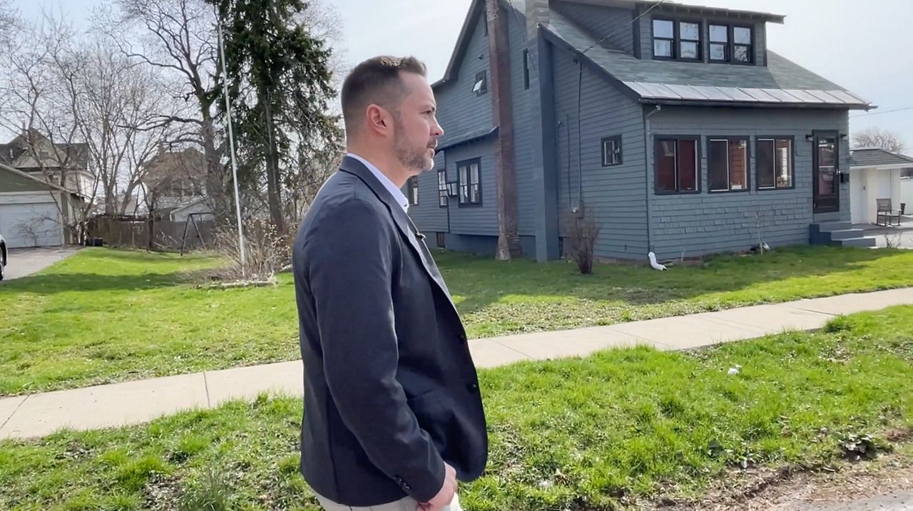 NY realtor on what renters can do to best negotiate lease